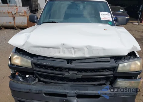 2006 Chevrolet Silverado 1500 Work Truck z USA, uszkodzony, nr VIN 3GCEC14X36G174708